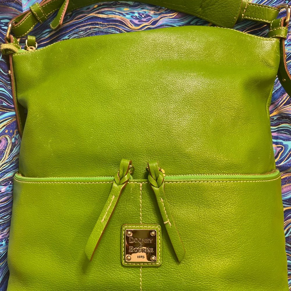 Hand Bags - Picture 4 of 16